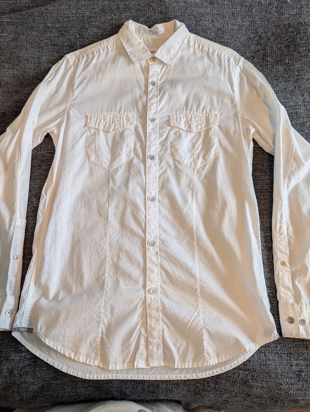Calvin Klein Mens Classic Fit Cotton Dress Shirt